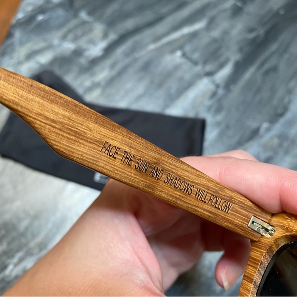 Earth sunglasses - Picture 4 of 5